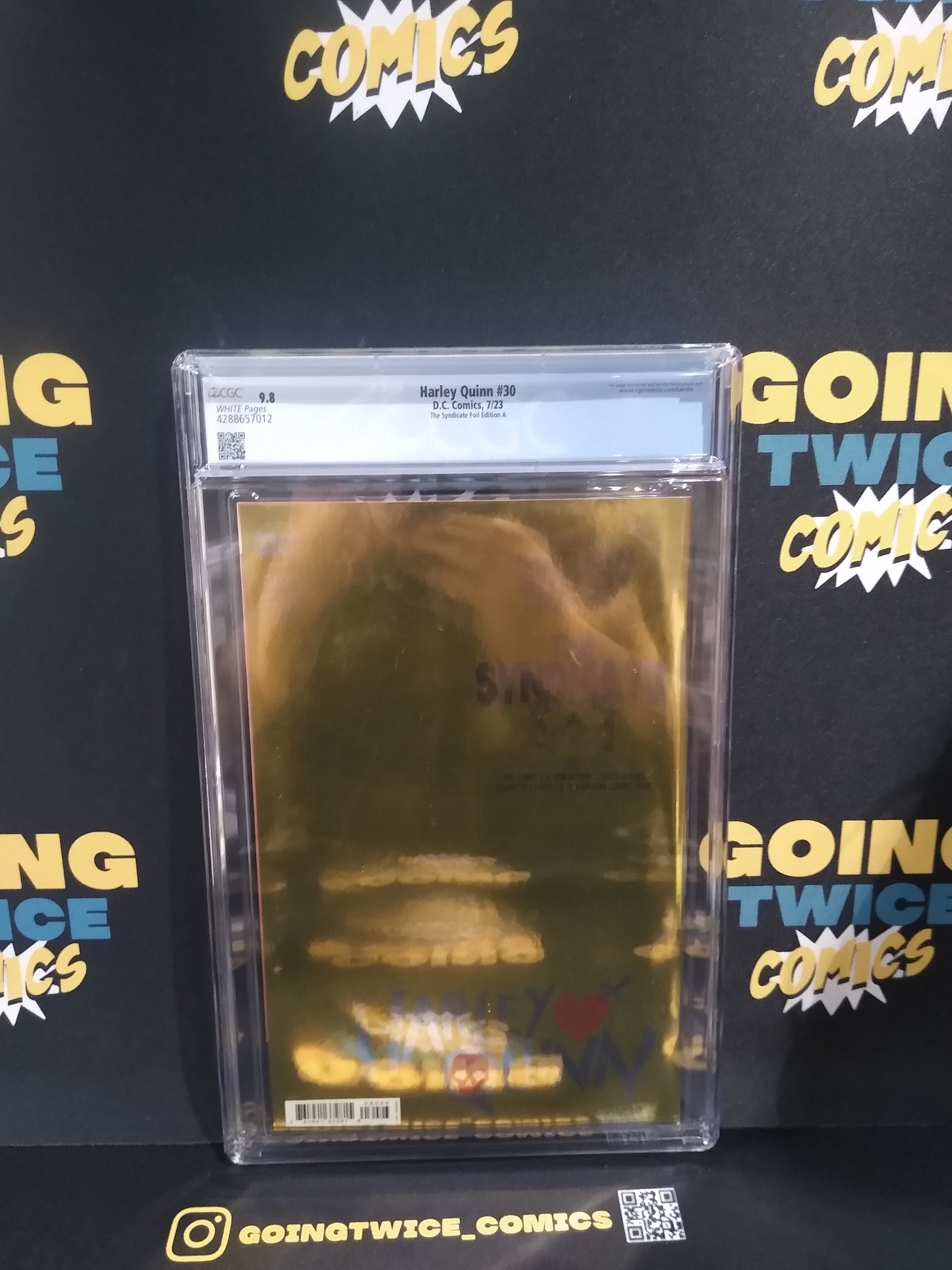 Harley Quinn Syndicate Foil Edition A DC Comic #30 CGC Graded 9.8