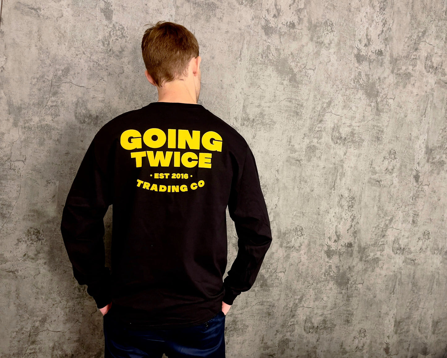 Going Twice Long Sleeve T-shirt - black