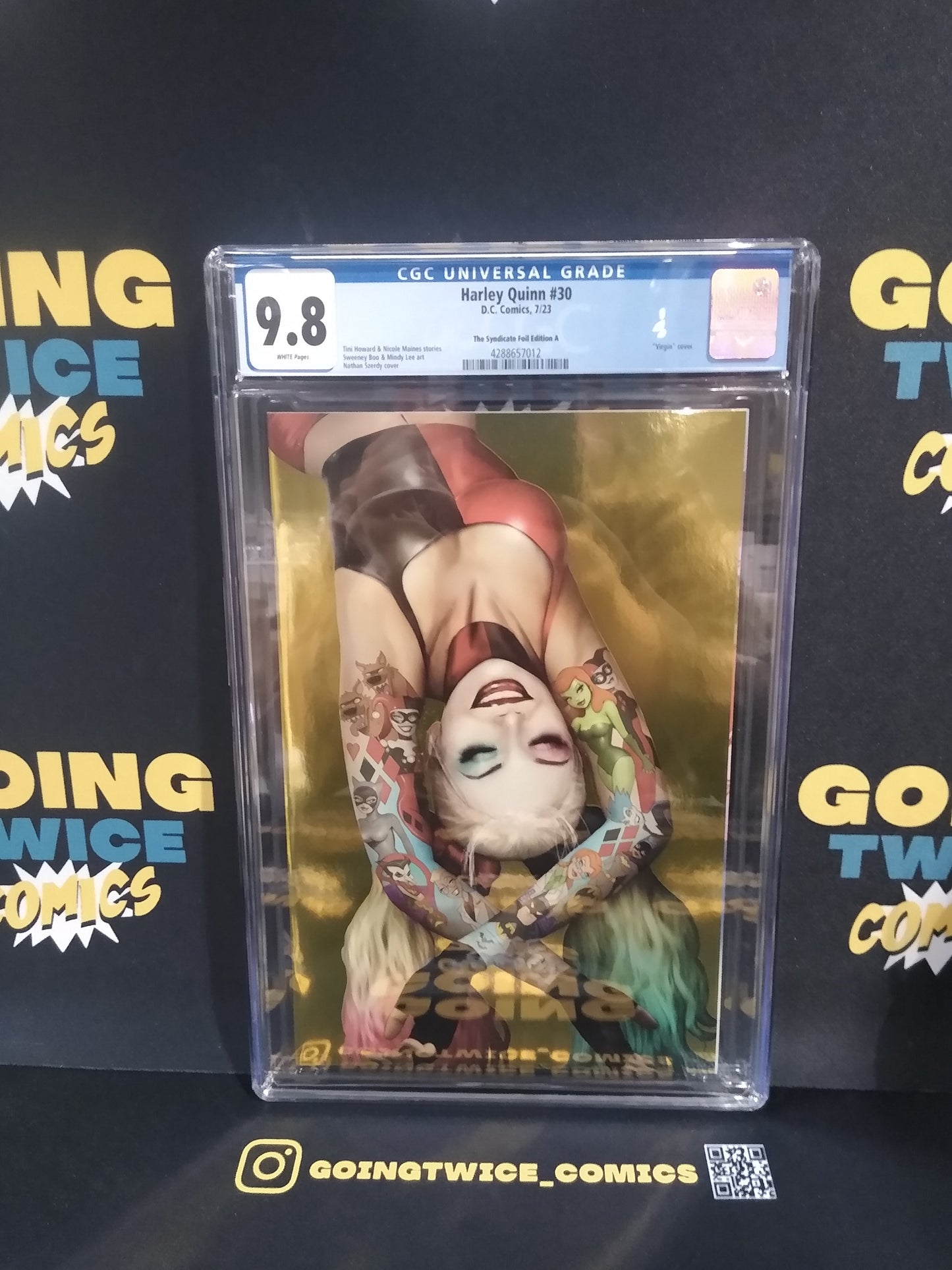 Harley Quinn Syndicate Foil Edition A DC Comic #30 CGC Graded 9.8